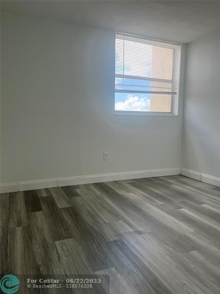 Building Photo - 9441 SW 4th St