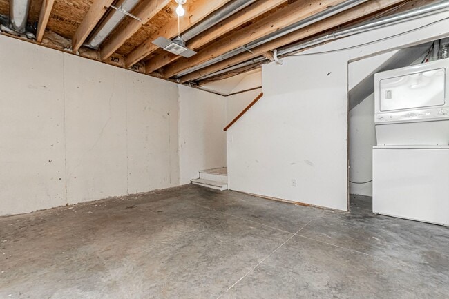 Building Photo - Please View 3D Virtual Walk-Through Before...
