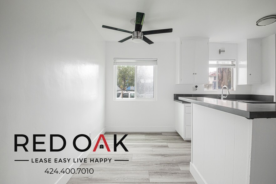 Building Photo - 630 N Cerritos Ave