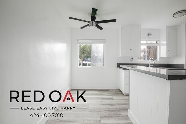 Building Photo - 630 N Cerritos Ave