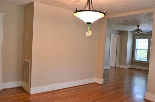 Building Photo - 1505 McDuffie St