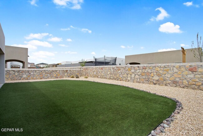 Building Photo - 14345 Jonathan K. Molina Ct