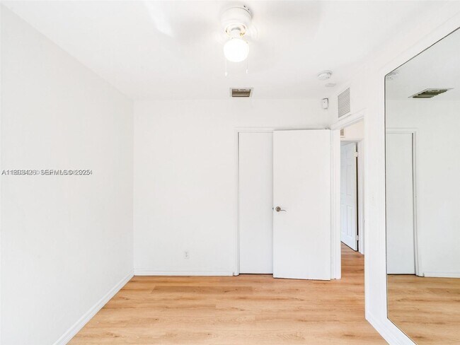 Building Photo - 1240 NW 7th Ave