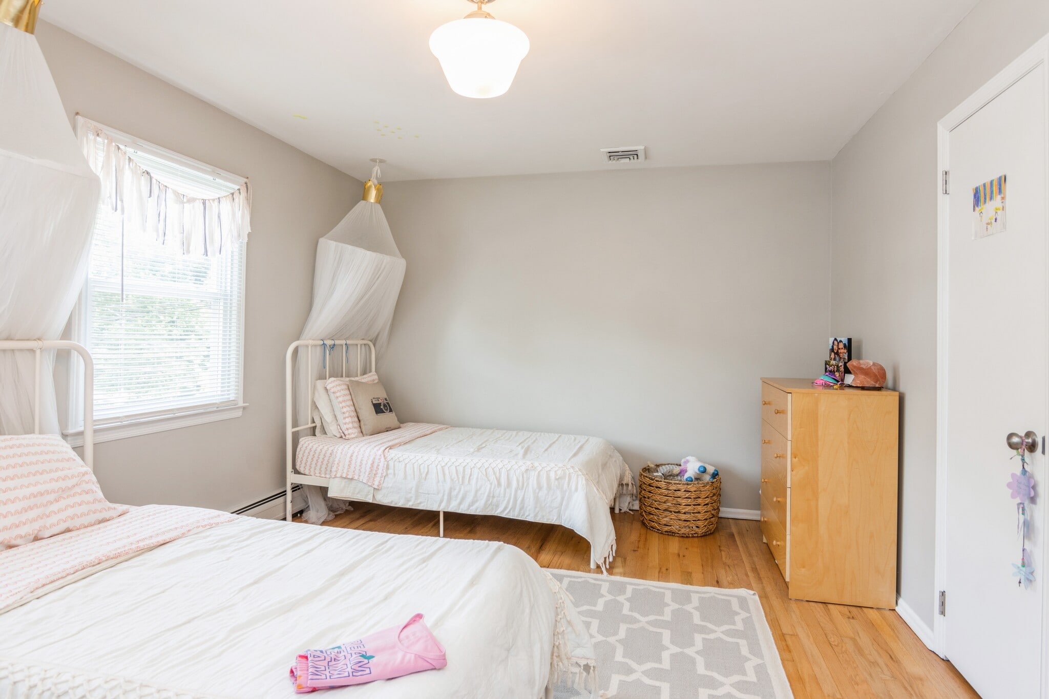 Bed 1 2 - 216 Holly Street