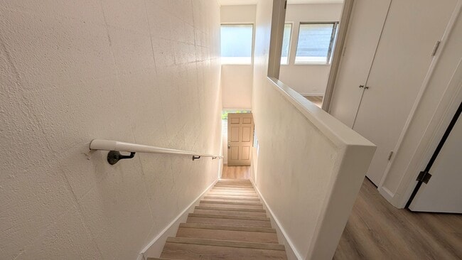 Building Photo - Newly Remodeled 2 bed 2 Bath Townhouse at Waialae Gardens in Kahala