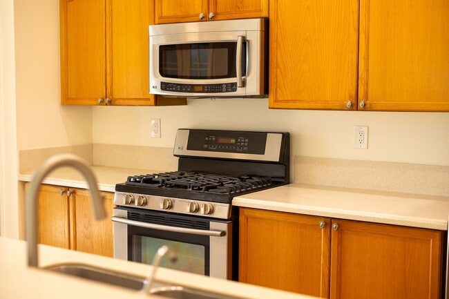 Building Photo - Gated California Lighthouse Townhome | 3 Bed + 2.5 Bath End Unit | Pool, Spa, Private Patio & 2-C...