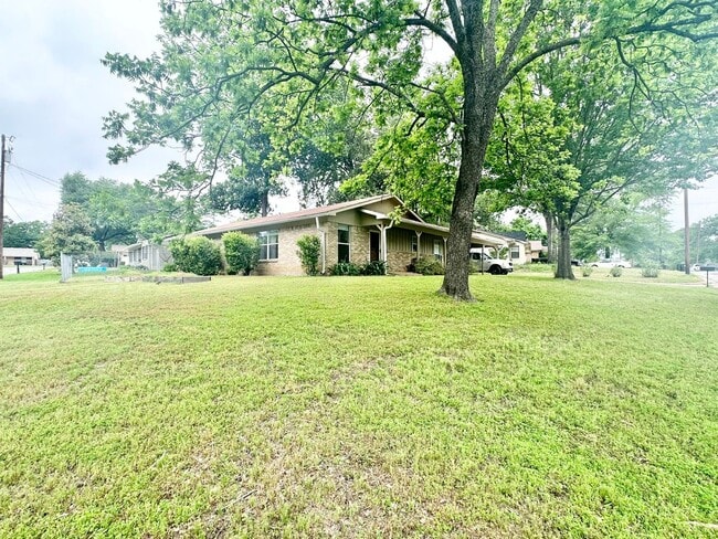 Building Photo - Coming Soon! 3 Bedroom 2 Bath 2 Car Carport! Corner Lot!