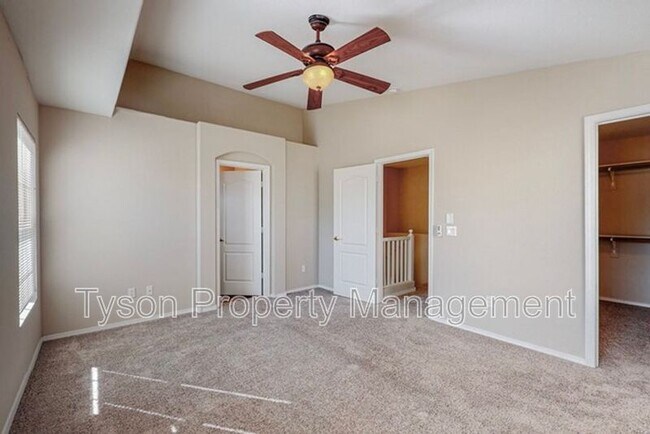 Building Photo - 10932 Hanalei Ave NE