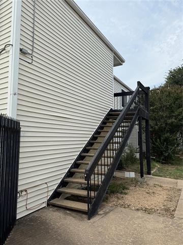 Building Photo - 7431 Holly Hill Dr