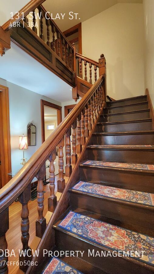 Building Photo - 131 SW Clay St