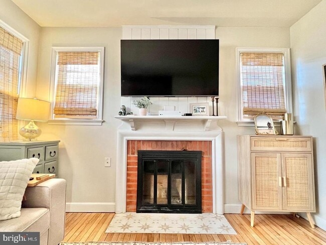 Building Photo - 503 Dorchester Ave