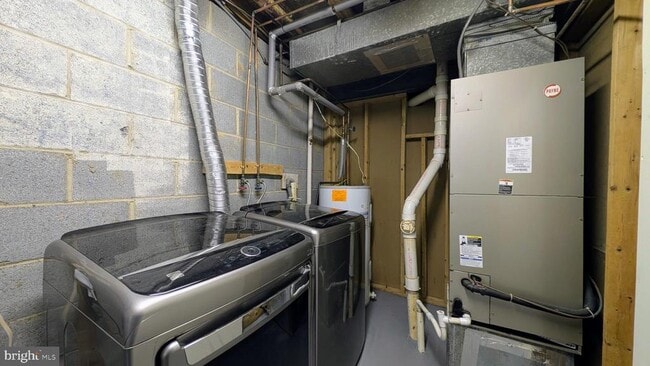 Building Photo - 11181 Captain's Walk Ct