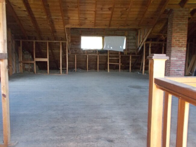 Building Photo - Beautiful home North of Richmond!!!