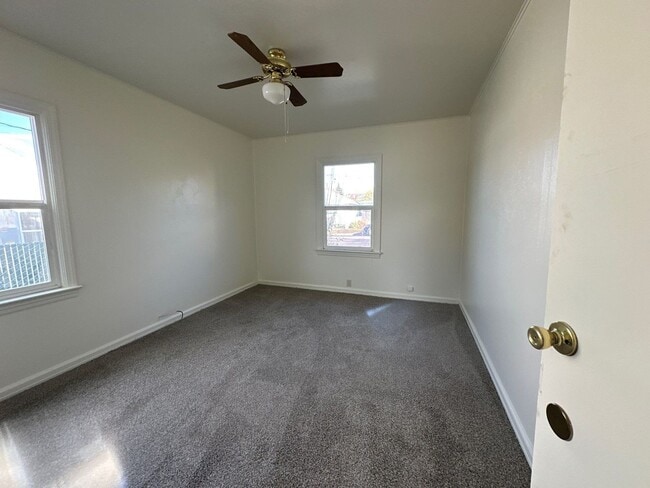 Building Photo - 2314 Vine Ave