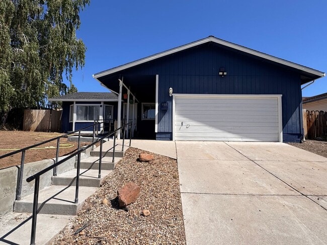 Primary Photo - 695 Cameron Way