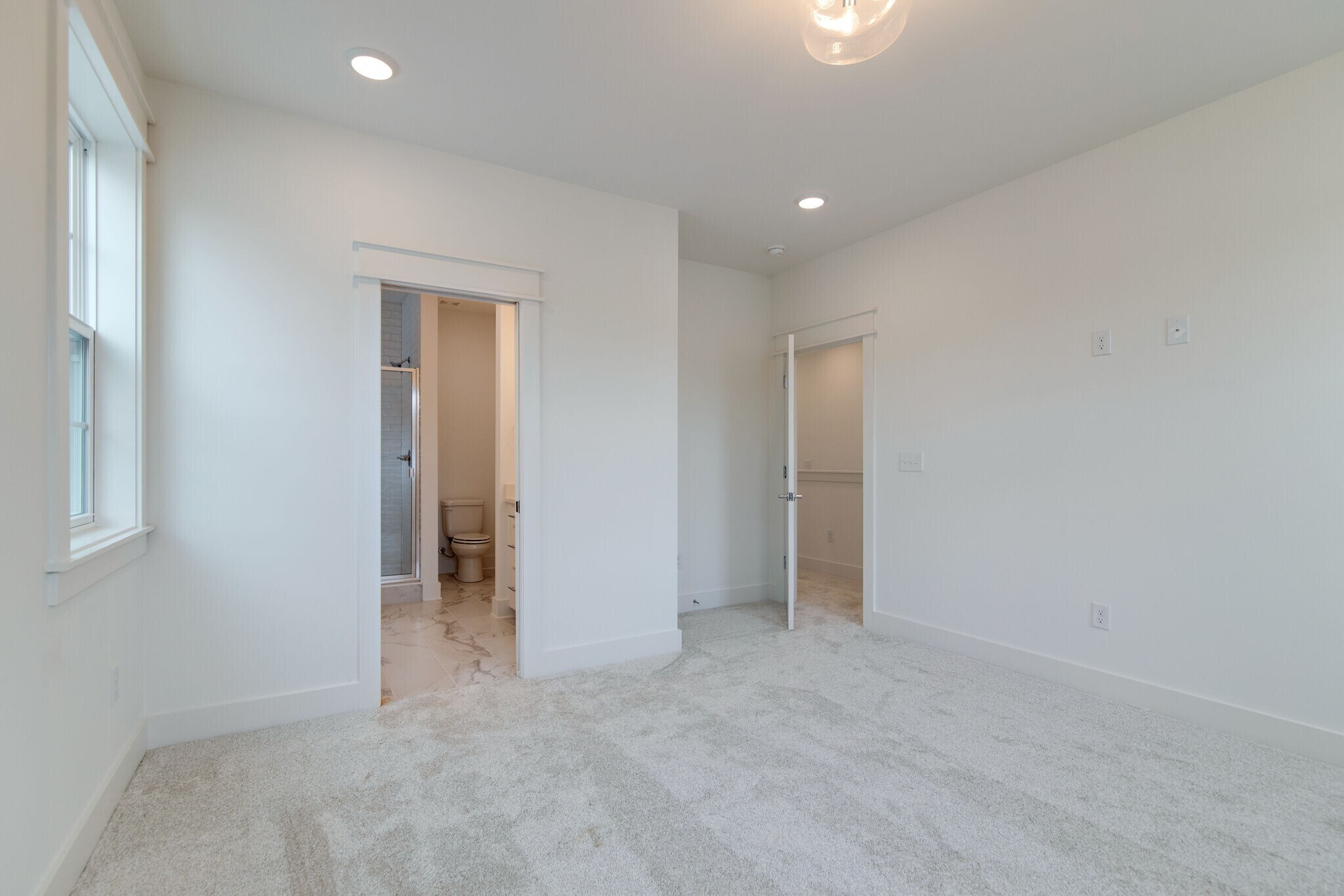 Building Photo - 226 Sounder Cir