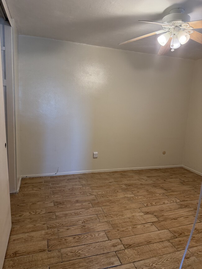 Building Photo - 612 Stanford Dr