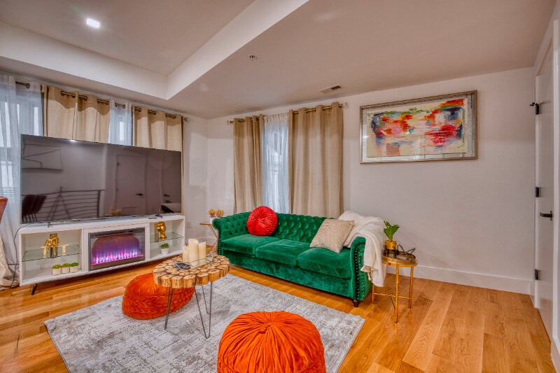 Building Photo - 5835 Colorado Ave NW