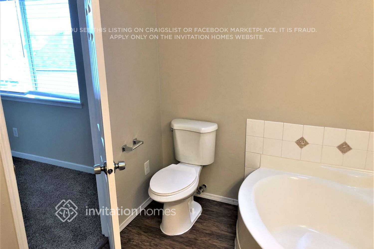 Building Photo - 7713 88th Pl NE