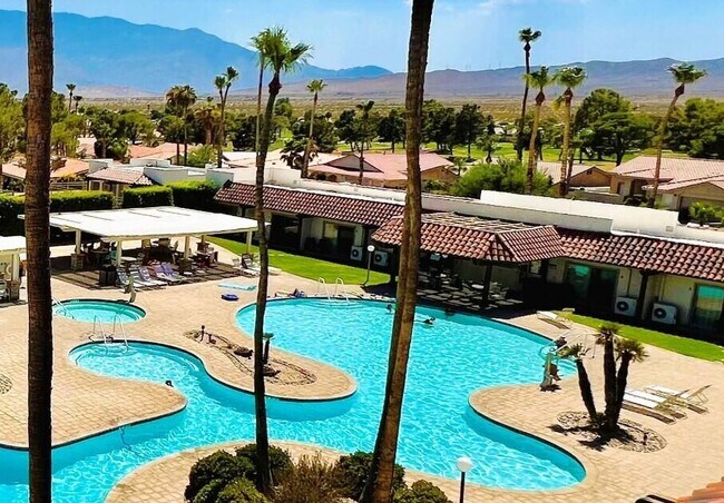 Building Photo - 9647 Spyglass Ave