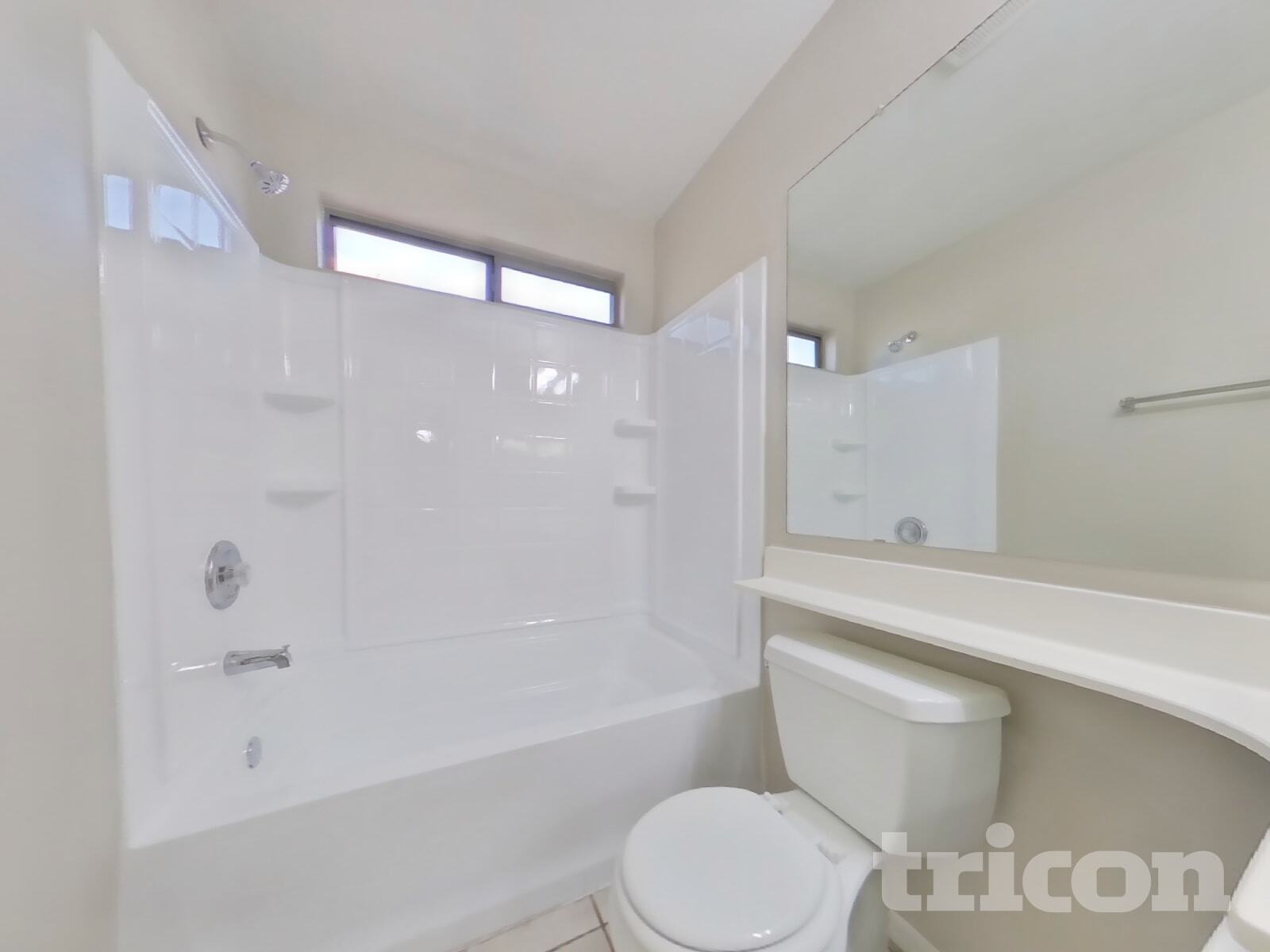 Building Photo - 2022 E Winston Dr