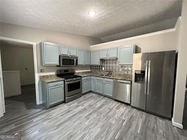 Building Photo - 5285 Sugar Crest Dr
