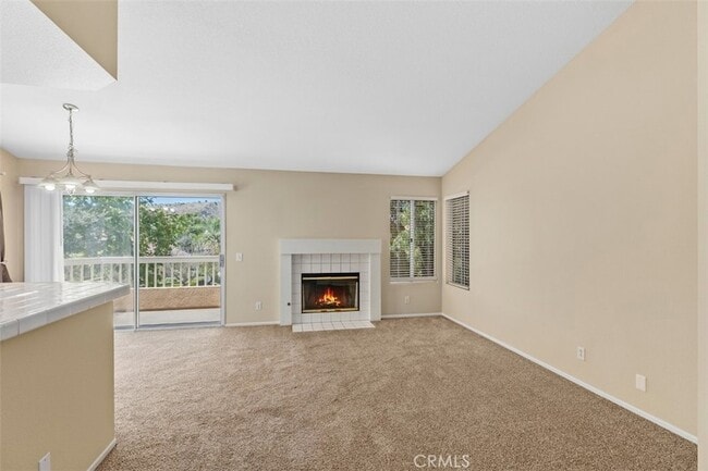 Building Photo - 41 Alondra