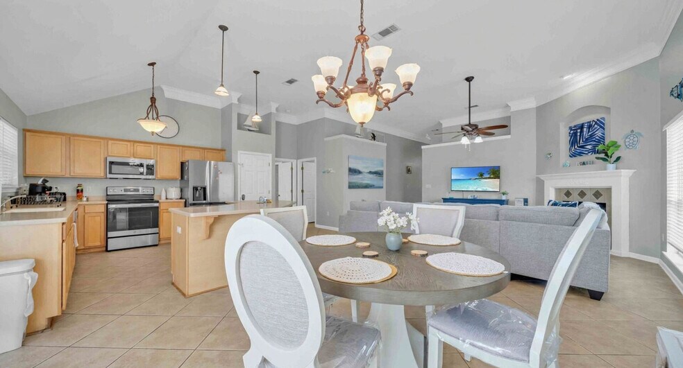 Building Photo - 111 Hidden Lakes Dr