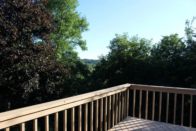 Building Photo - 2721 Westcliffe Dr