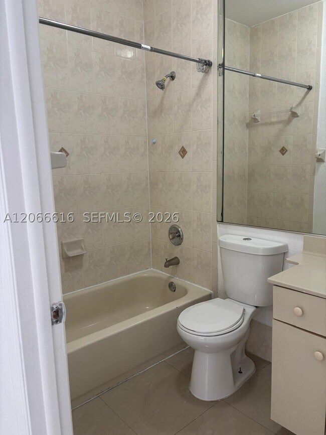 Building Photo - 2953 W 80th St