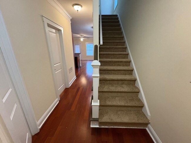 Building Photo - PRE-LEASING FOR AUGUST 2026!