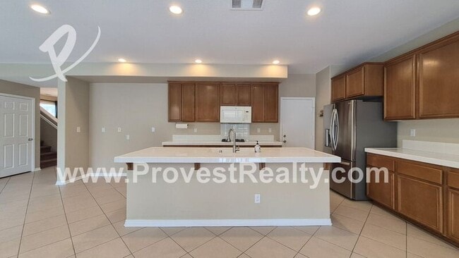 Building Photo - 13287 Hollister St