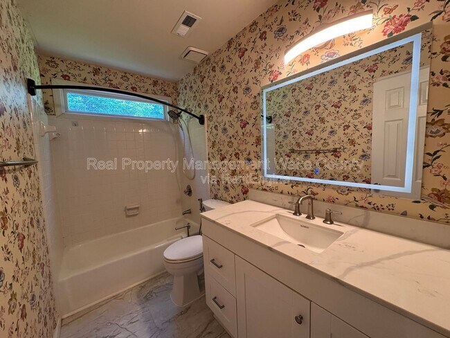 Building Photo - 102 Powder Mill Ct