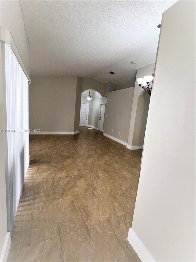 Building Photo - 14136 SW 149th Pl