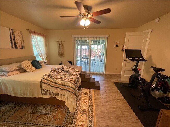 Building Photo - 7110 Whispering Winds Dr