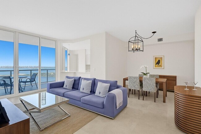 Building Photo - 4779 Collins Ave