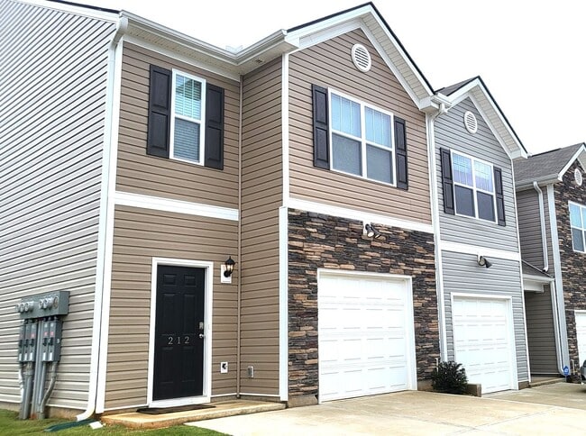 Primary Photo - New Three Bedroom Townhouse in Greer SC!