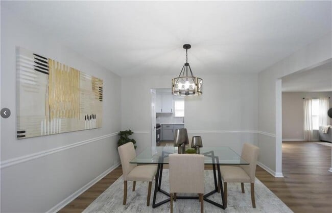 Building Photo - 833 Marie Trce