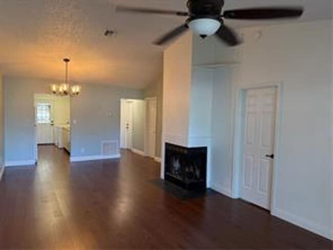 Building Photo - Single Family Home in Mount Dora