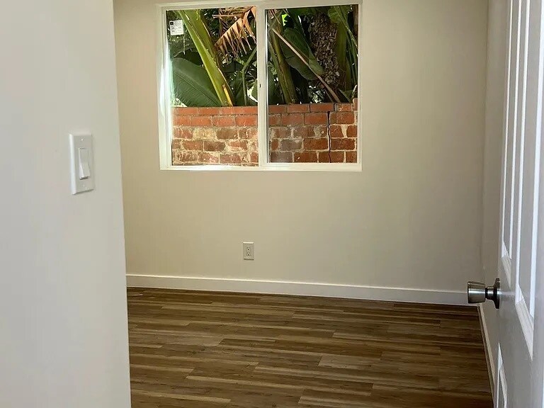 Building Photo - 9429 S 2nd Ave