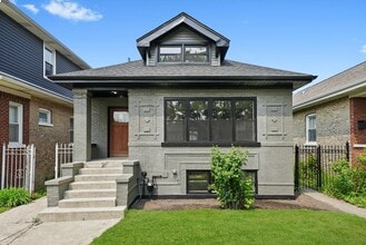 Building Photo - 2822 N Keating Ave