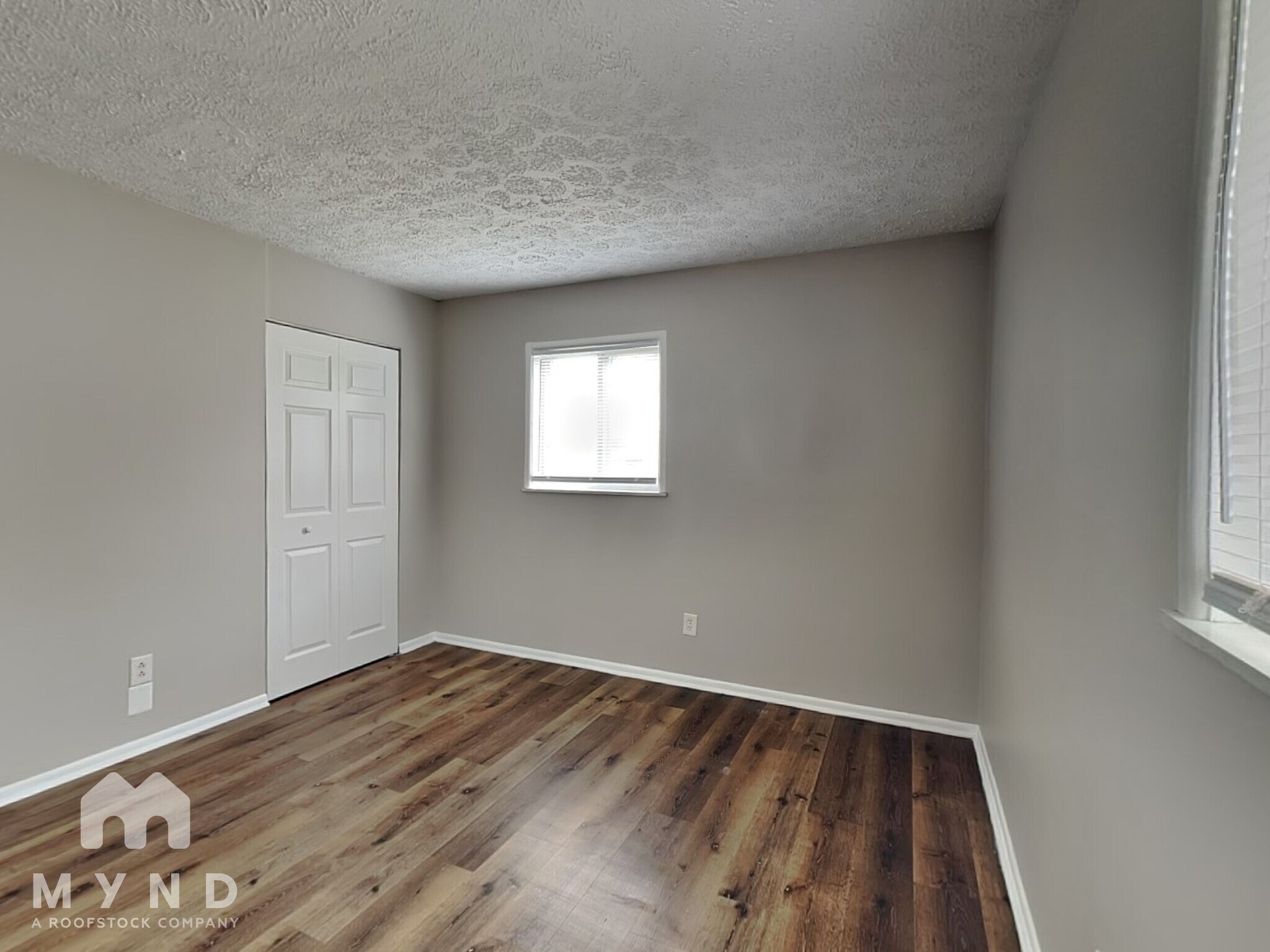 Building Photo - 2911 N Gresham Rd