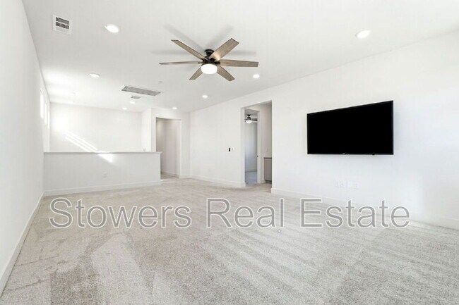 Building Photo - 6336 Moser Wy