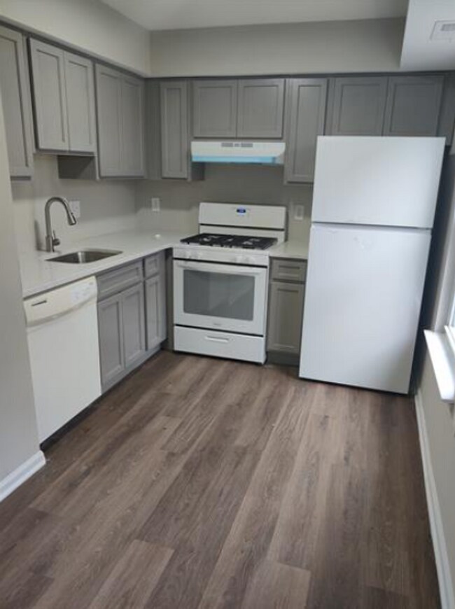 Building Photo - 2718 Titan St