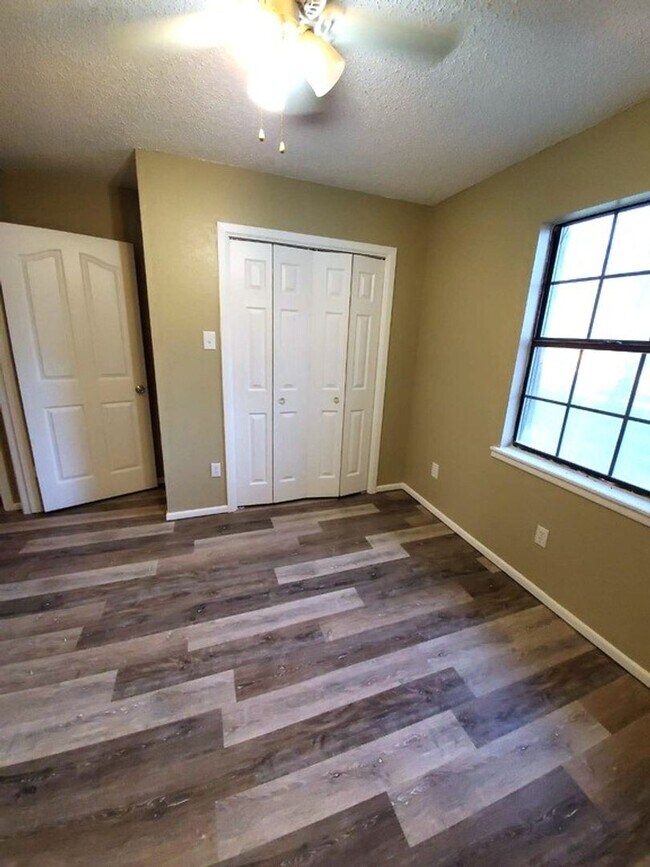 Building Photo - Sharp 3/2 in Frenship School District