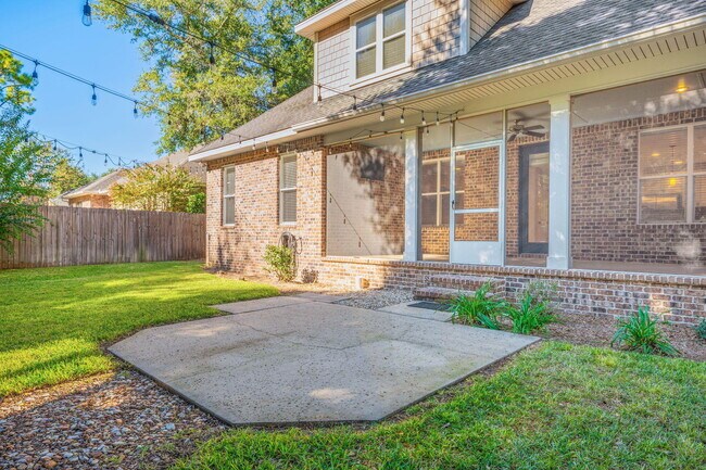 Building Photo - 106 Black Bear Circle