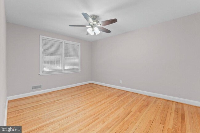 Building Photo - 131 Stanmore Rd