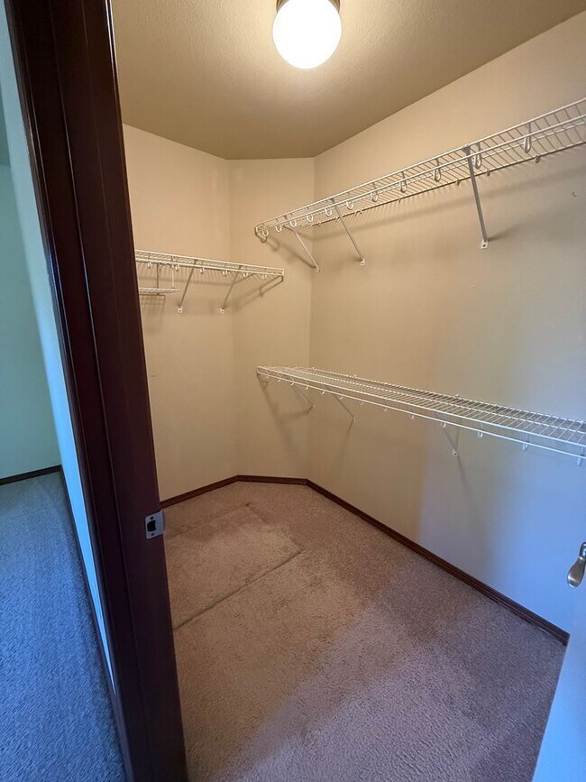Building Photo - Cozy 3Bd Ranch in Vancouver!