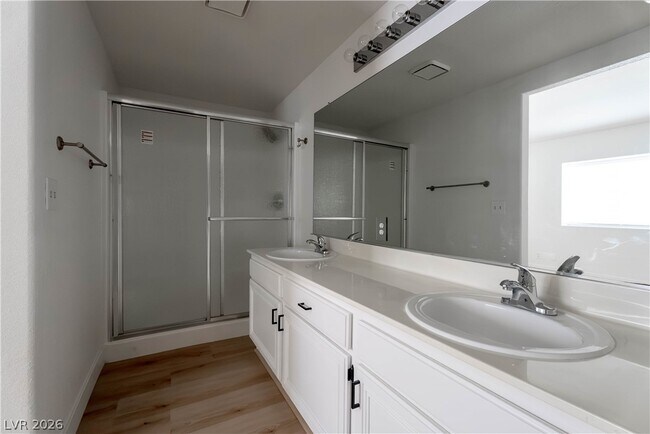 Building Photo - 356 Seine Way