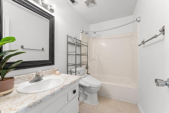 Building Photo - 237 Indian Oaks Dr